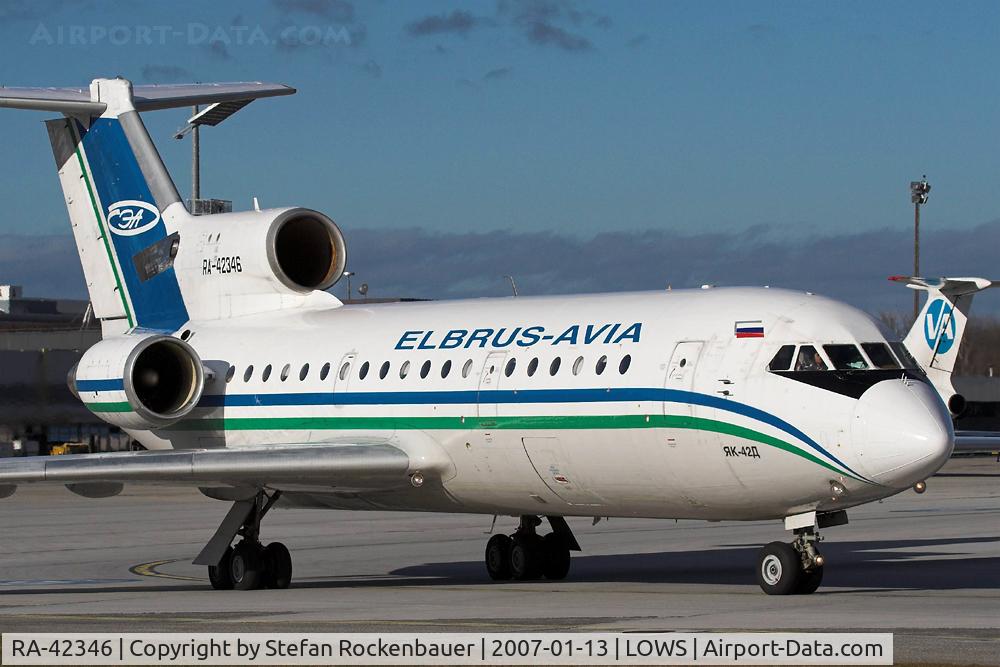 RA-42346, 1987 Yakovlev Yak-42D C/N 4520423708311, Nice YAK.