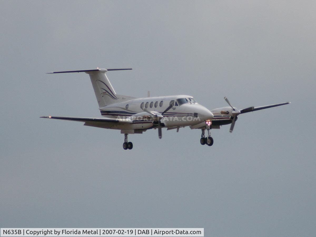 N635B, 1977 Beech A200 C/N BC-49, A200