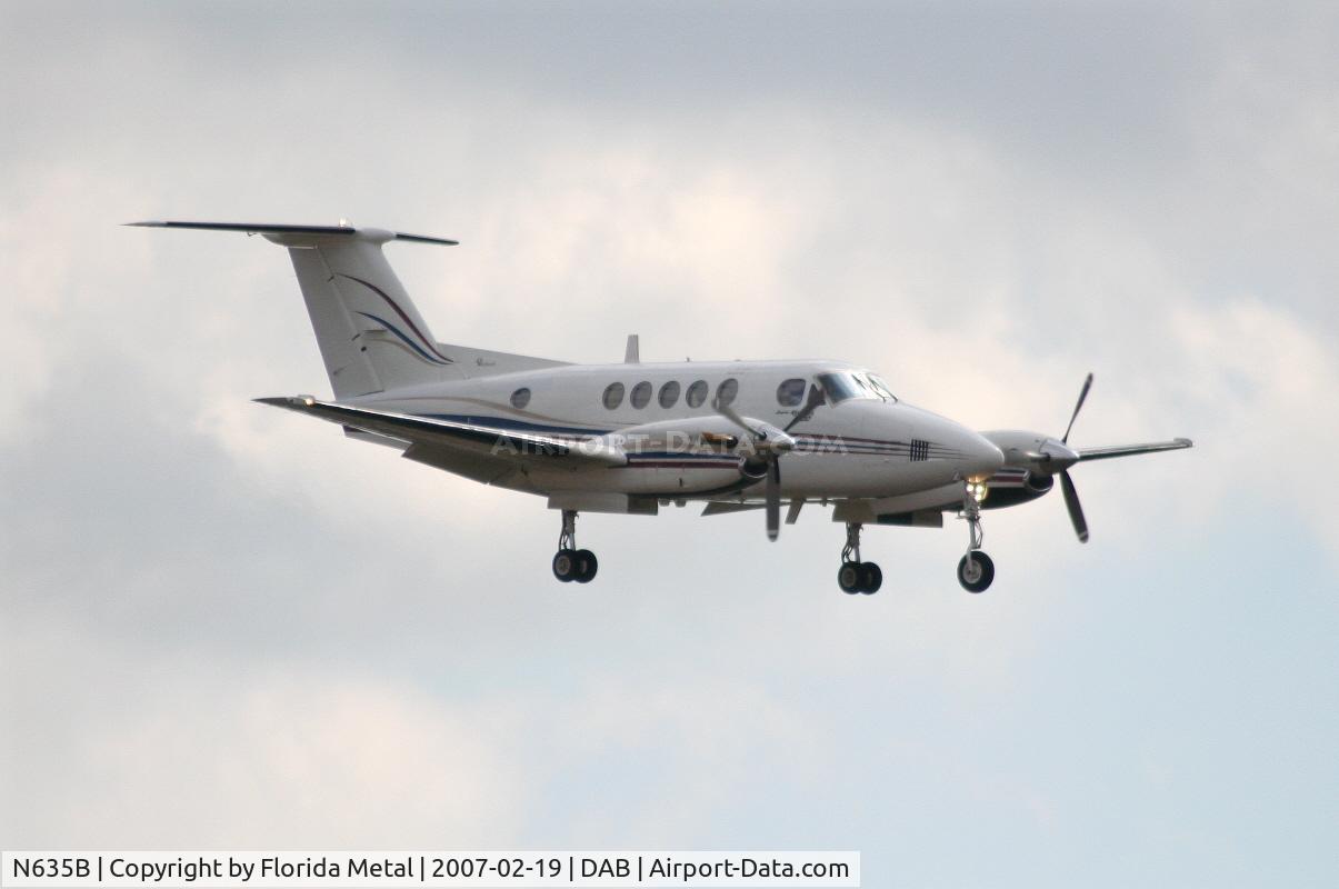 N635B, 1977 Beech A200 C/N BC-49, A-200