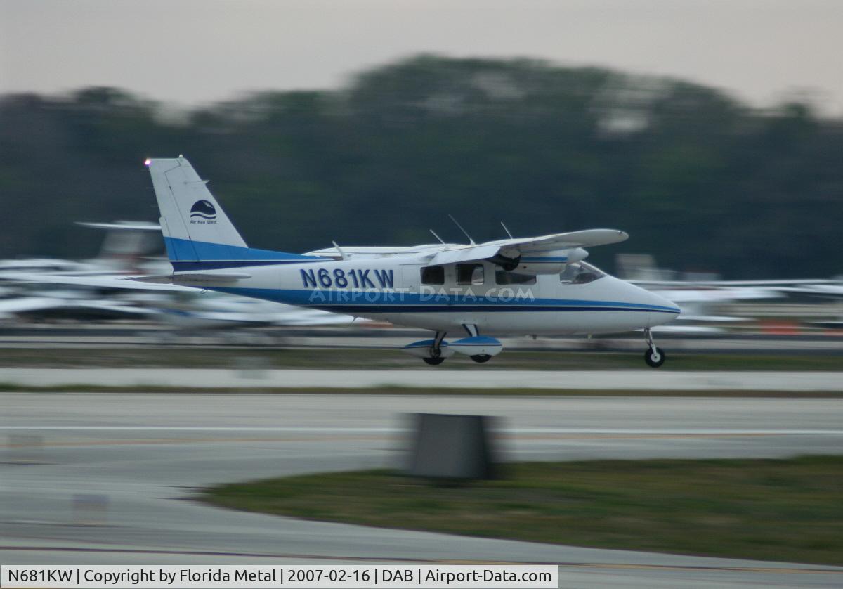 N681KW, 1983 Partenavia P-68C C/N 273, P.68