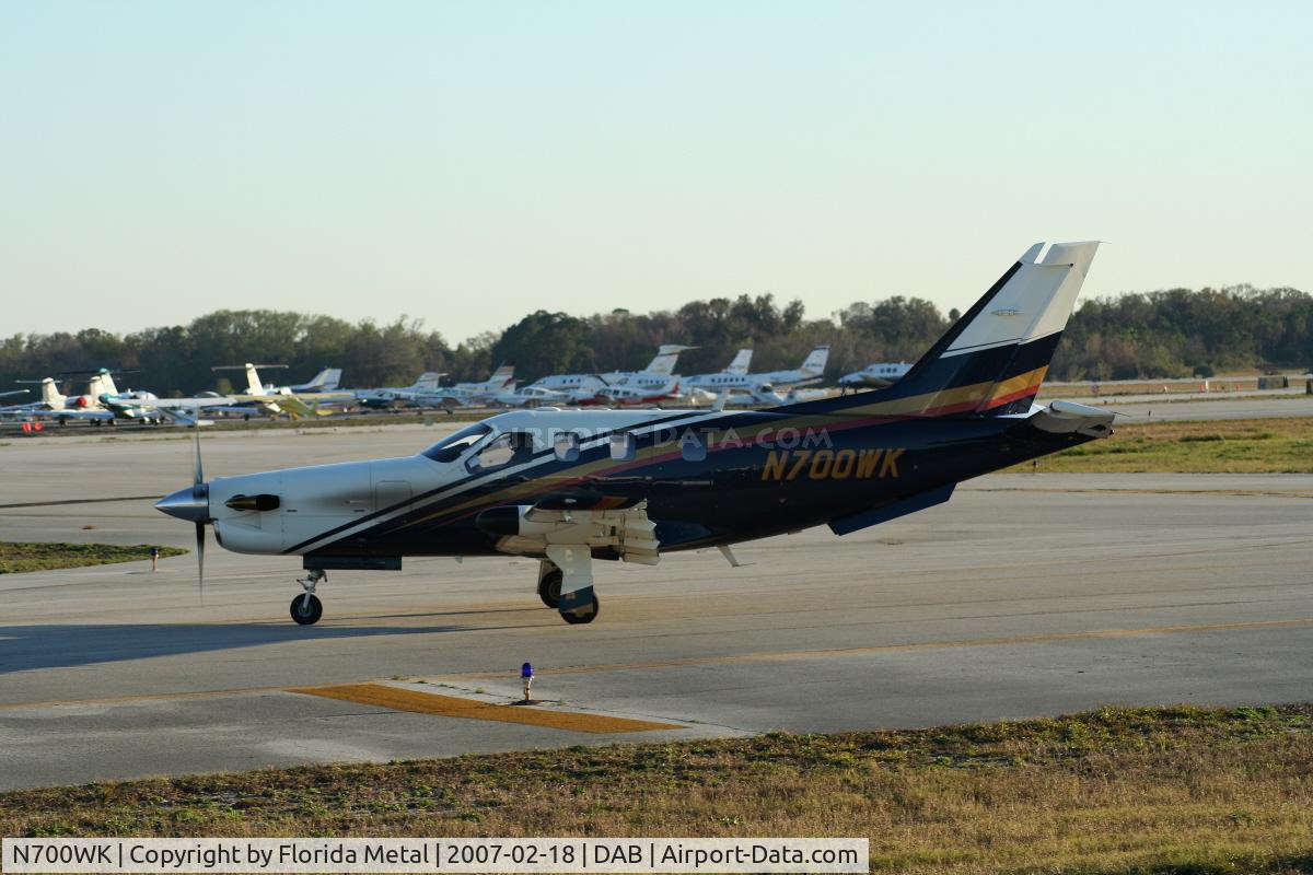 N700WK, 2001 Socata TBM-700 C/N 175, TBM-700