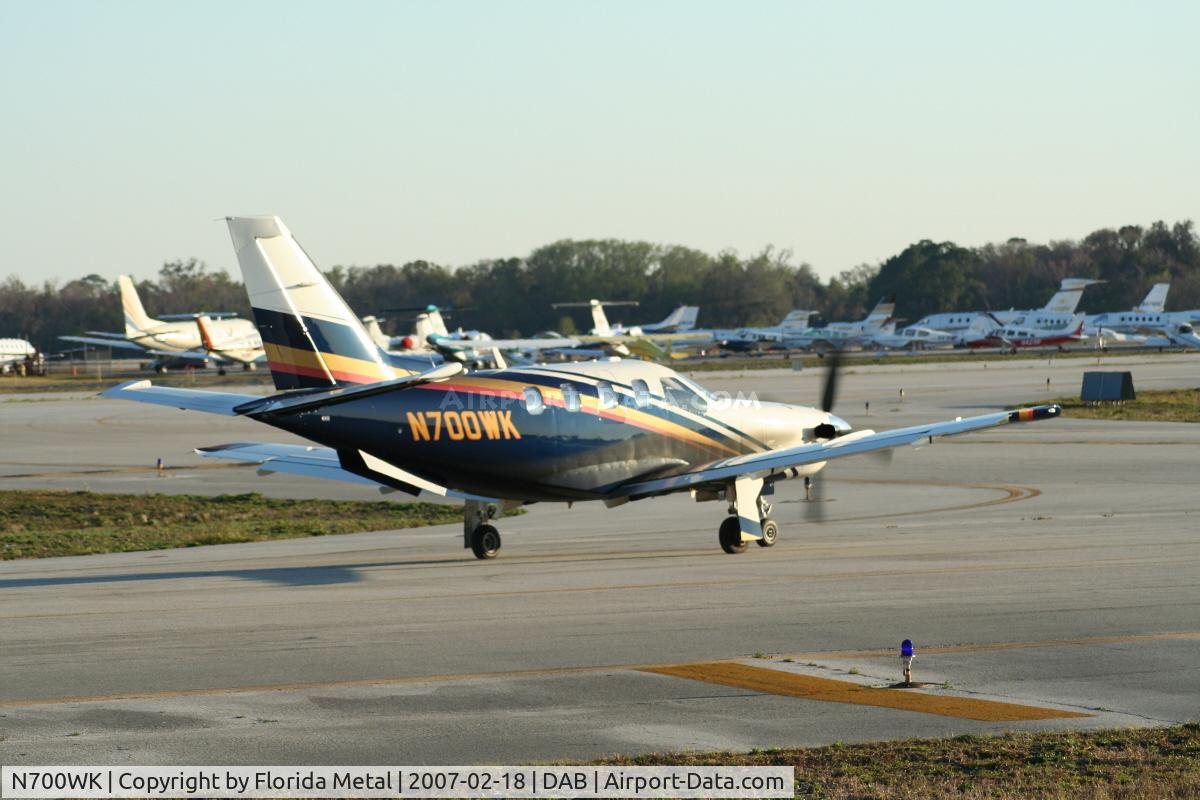 N700WK, 2001 Socata TBM-700 C/N 175, TBM-700