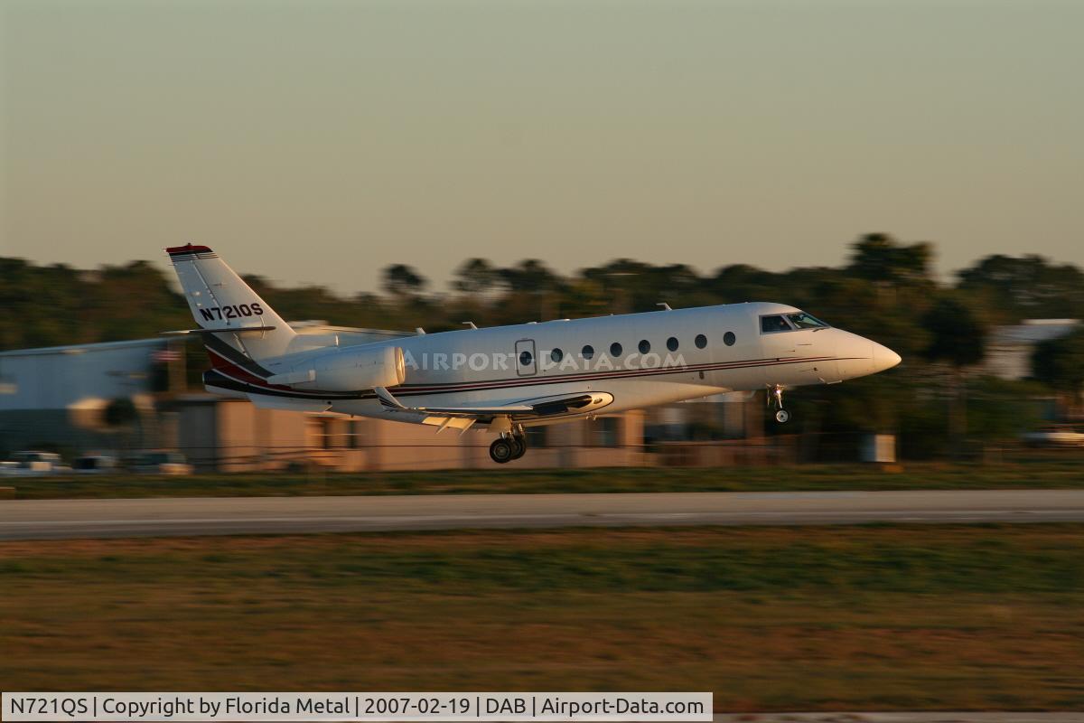 N721QS, 2004 Israel Aircraft Industries Gulfstream 200 C/N 092, G200