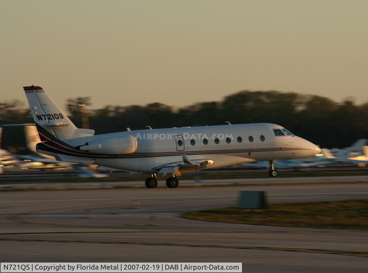 N721QS, 2004 Israel Aircraft Industries Gulfstream 200 C/N 092, G200