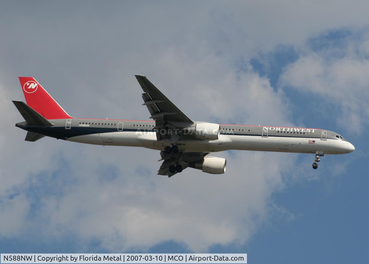 N588NW, 2003 Boeing 757-351 C/N 32988, Northwest