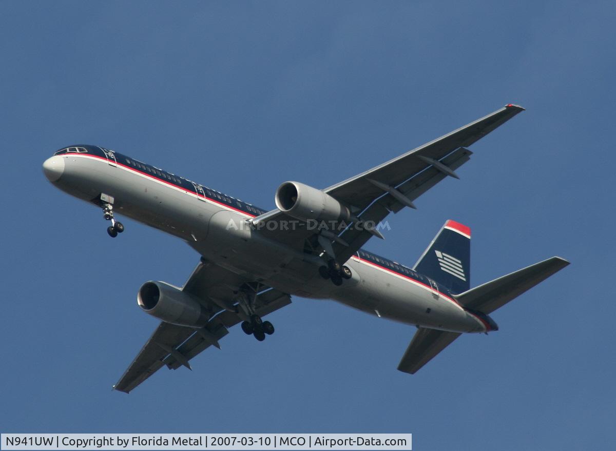 N941UW, 1995 Boeing 757-2B7 C/N 27806, US