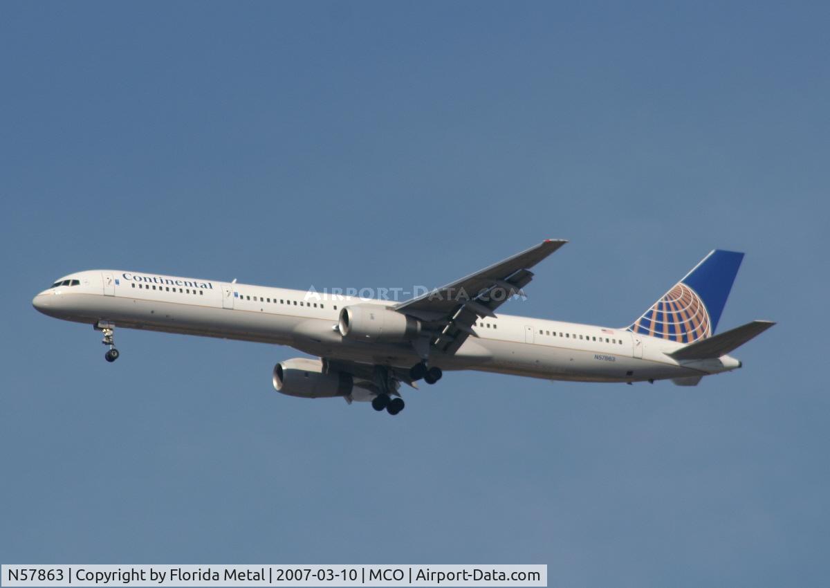 N57863, 2001 Boeing 757-33N C/N 32587, Continental