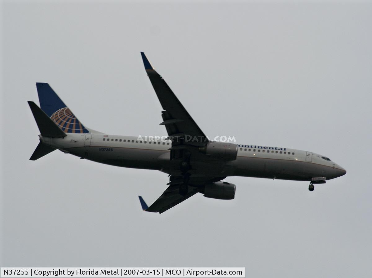 N37255, 2000 Boeing 737-824 C/N 30610, Continental