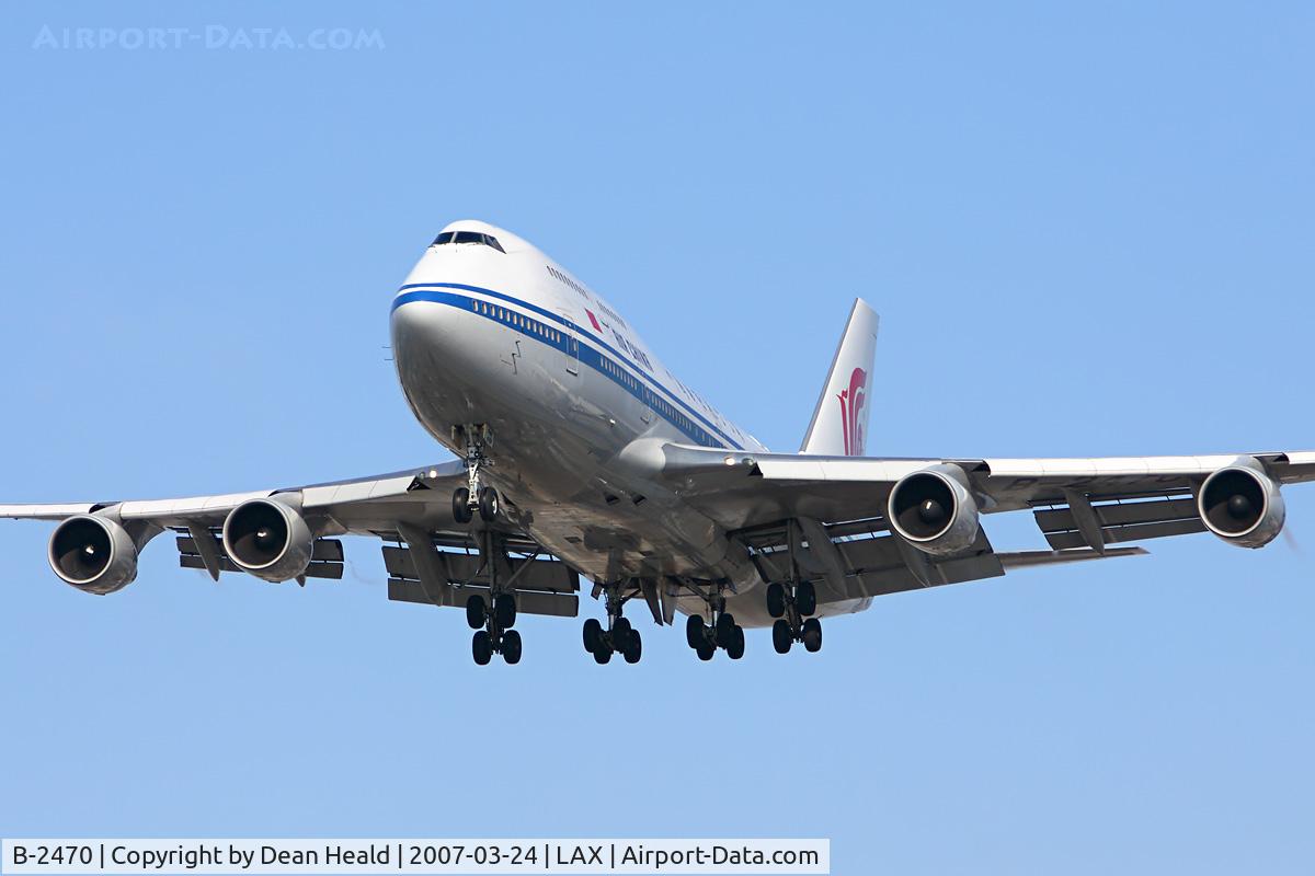 B-2470, 1998 Boeing 747-4J6M C/N 29070, Air China B-2470 combi (FLT CCA983) from Beijing Capital (ZBAA) on short-final to RWY 24R.