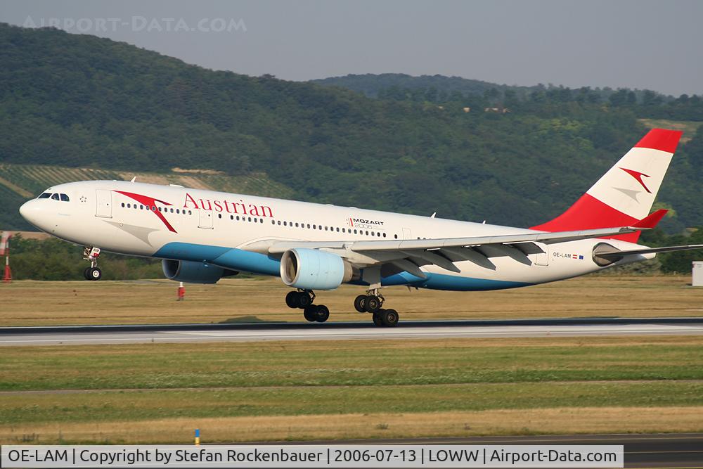 OE-LAM, 1998 Airbus A330-223 C/N 223, I love the A330.