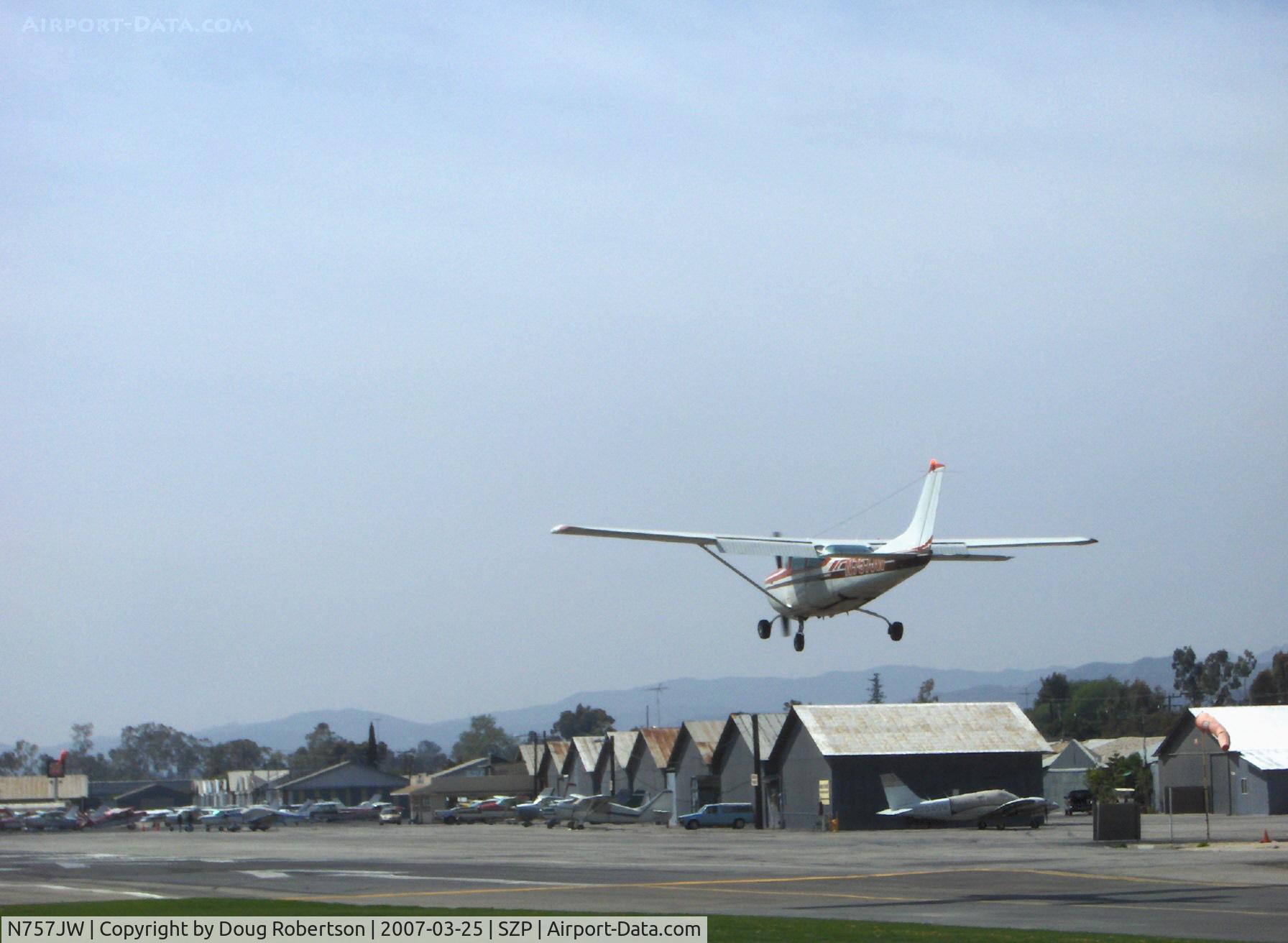 N757JW, 1979 Cessna R182 Skylane RG C/N R18201238, 1979 Cessna R182RG SKYLANE, Lycoming O-540-J3C5D derated to 235 Hp, flap landing Rwy 22