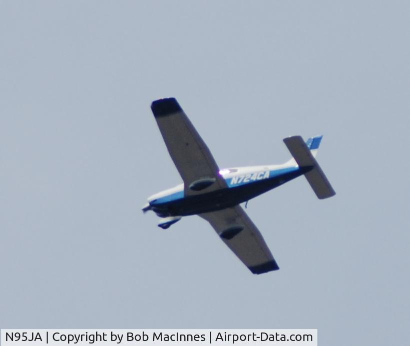 N95JA, 1998 Cessna 172R C/N 17280633, Over Redding