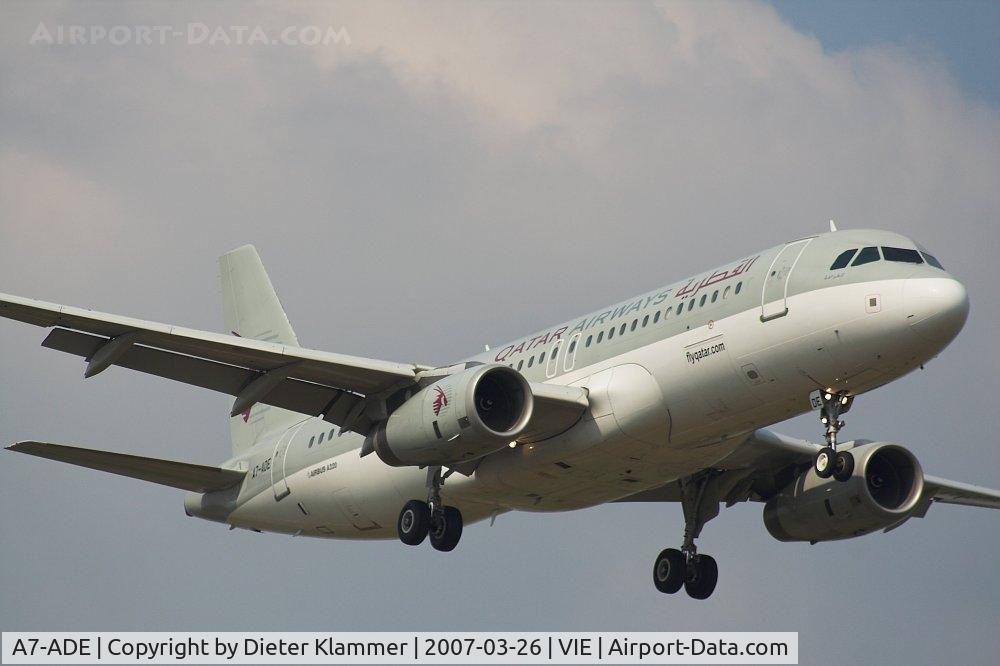 A7-ADE, 2003 Airbus A320-232 C/N 1957, Qatar A320-232 finale to RWY 11