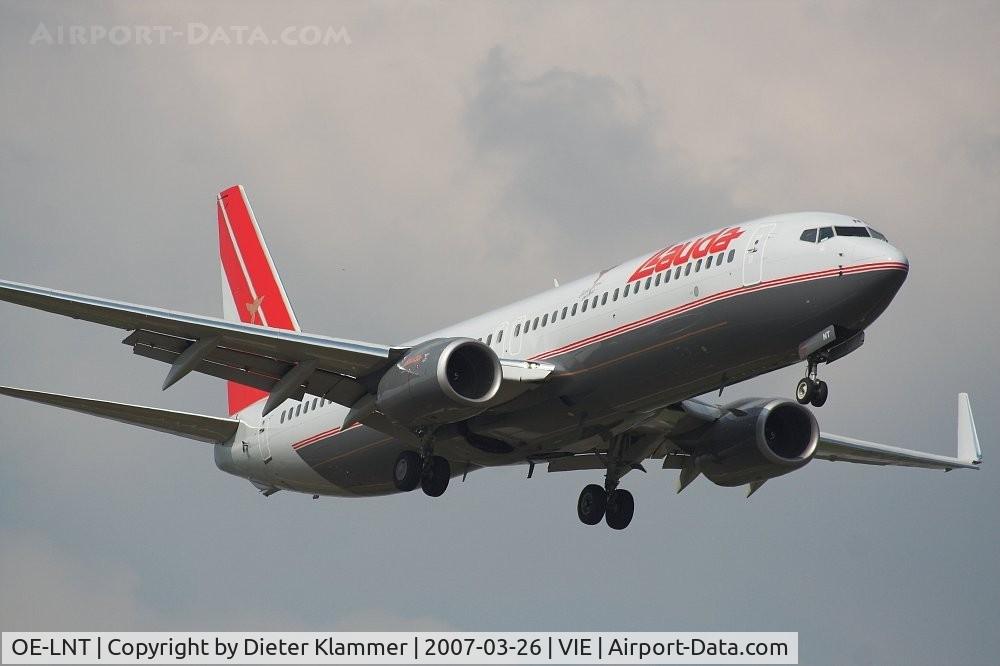OE-LNT, 2006 Boeing 737-8Z9 C/N 33834, Austrian in Lauda color,next Gen.B737-8Z9