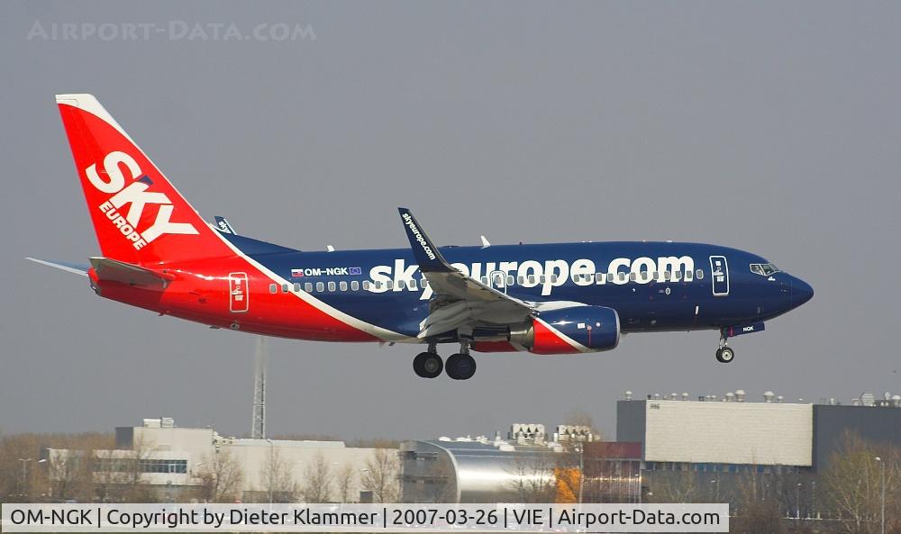 OM-NGK, 2007 Boeing 737-76N C/N 34756/2208, SkyEurope  B737-76N new player in vienna