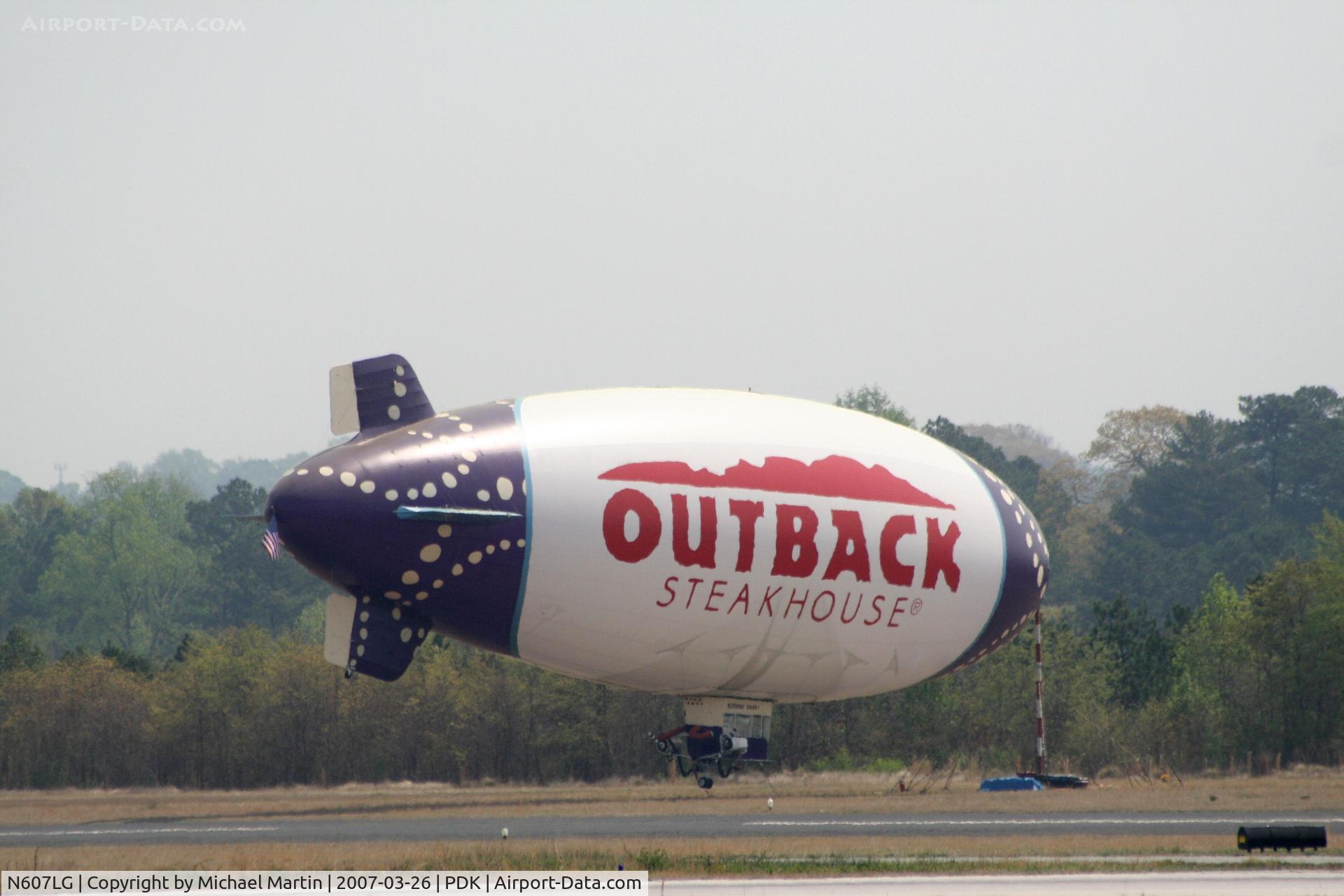N607LG, 1998 American Blimp Corp A-60+ C/N 017, Tied down @ PDK