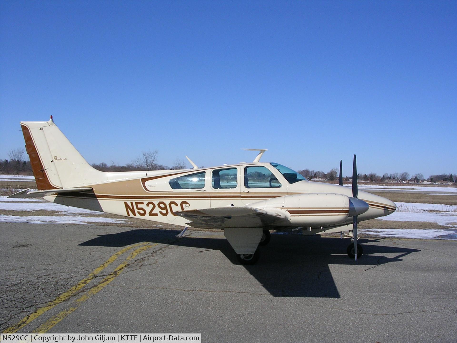N529CC, 1969 Beech 95-B55 (T42A) Baron C/N TC-1230, Heading North