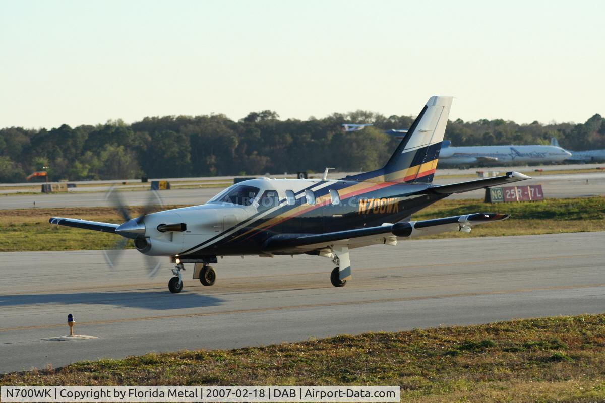 N700WK, 2001 Socata TBM-700 C/N 175, TBM-700