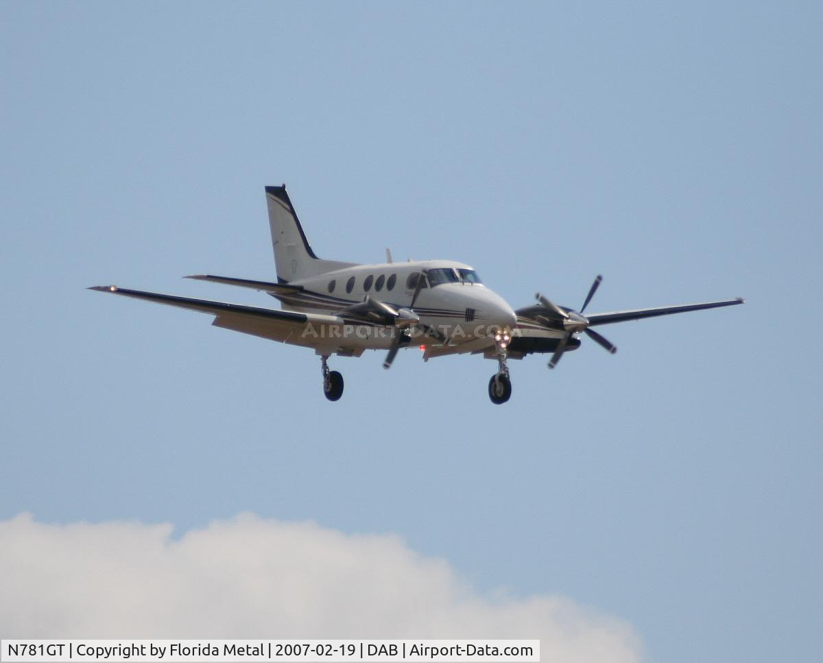 N781GT, Raytheon C90GT King Air C/N LJ-1781, C90