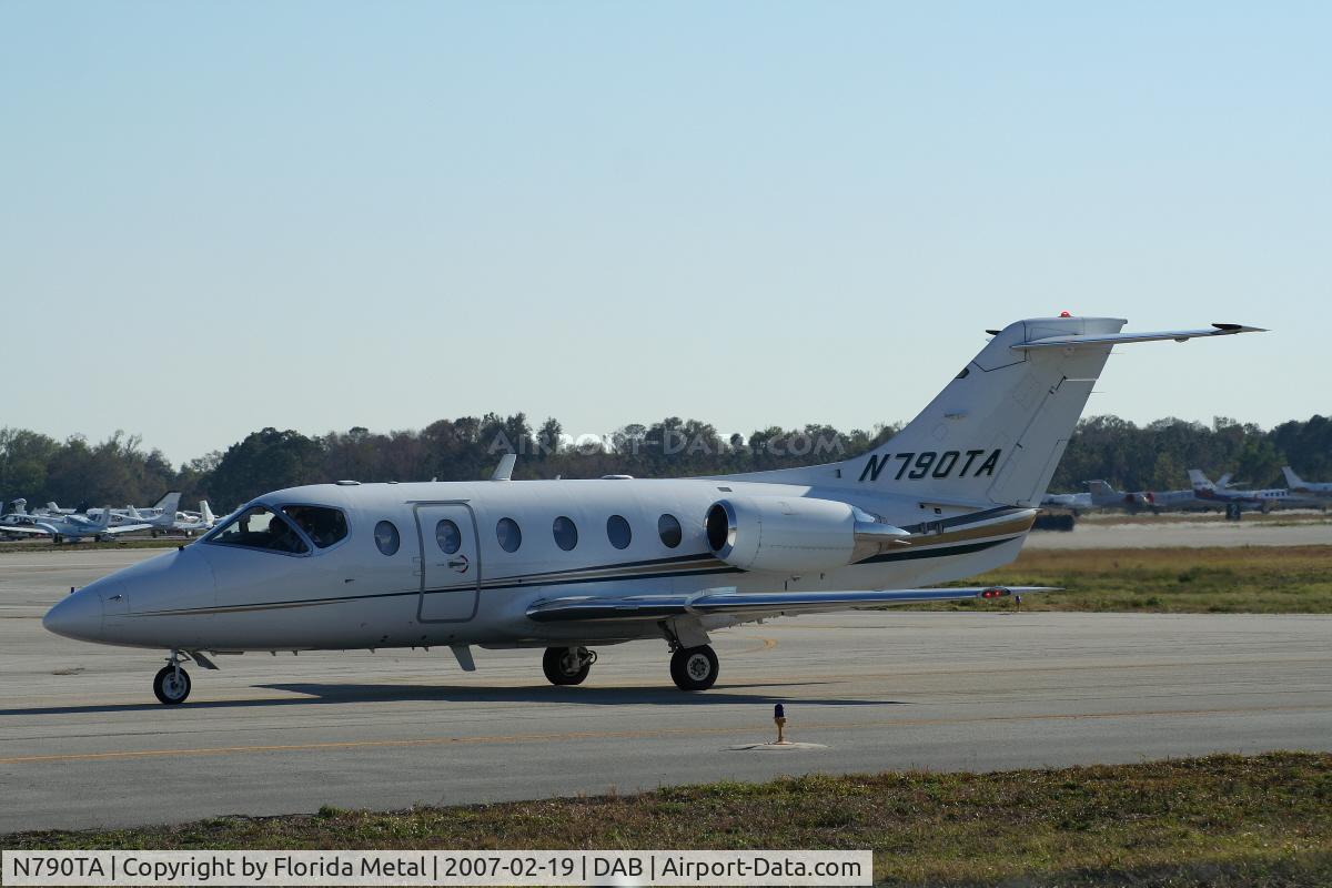 N790TA, 1999 Raytheon Beechjet 400A/Nextant N400XT C/N RK-252, Beech 400