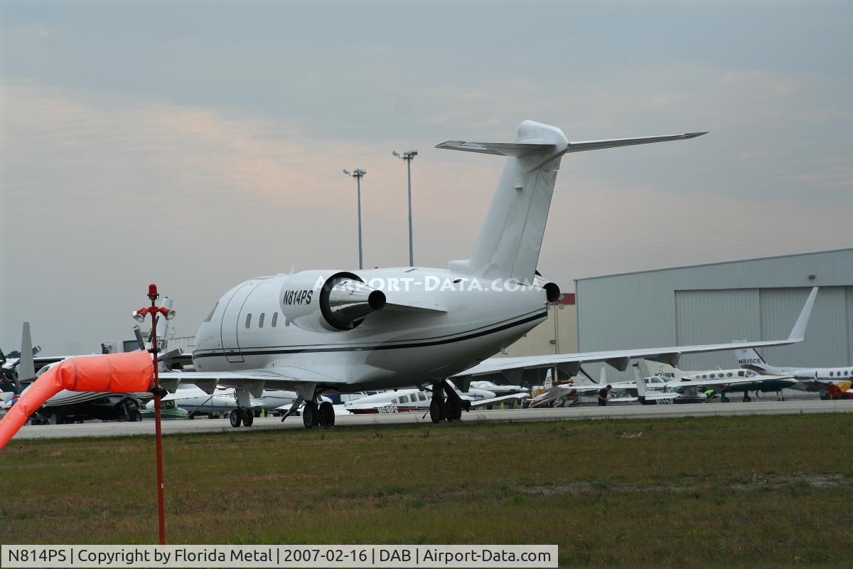 N814PS, 2002 Bombardier Challenger 604 (CL-600-2B16) C/N 5544, CL-600