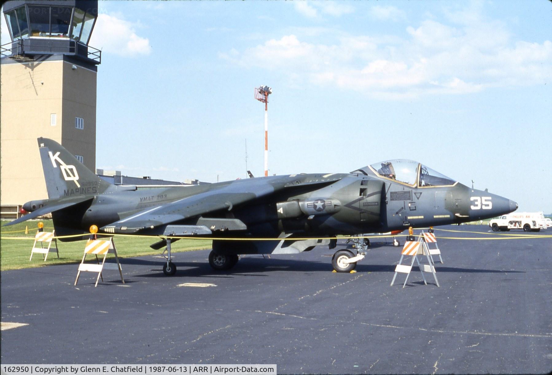 162950, McDonnell Douglas AV-8B Harrier II C/N 512078/72, AV-8B parked for next day's show