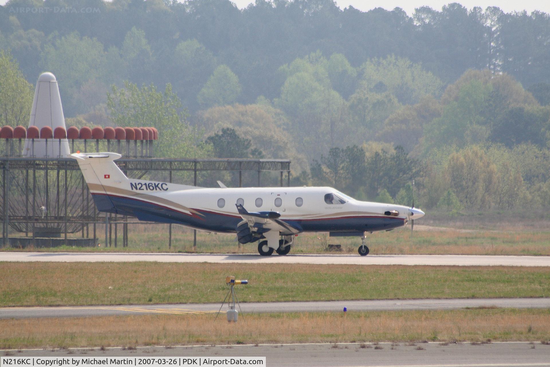 N216KC, 1998 Pilatus PC-12/45 C/N 216, Landing Runway 20L
