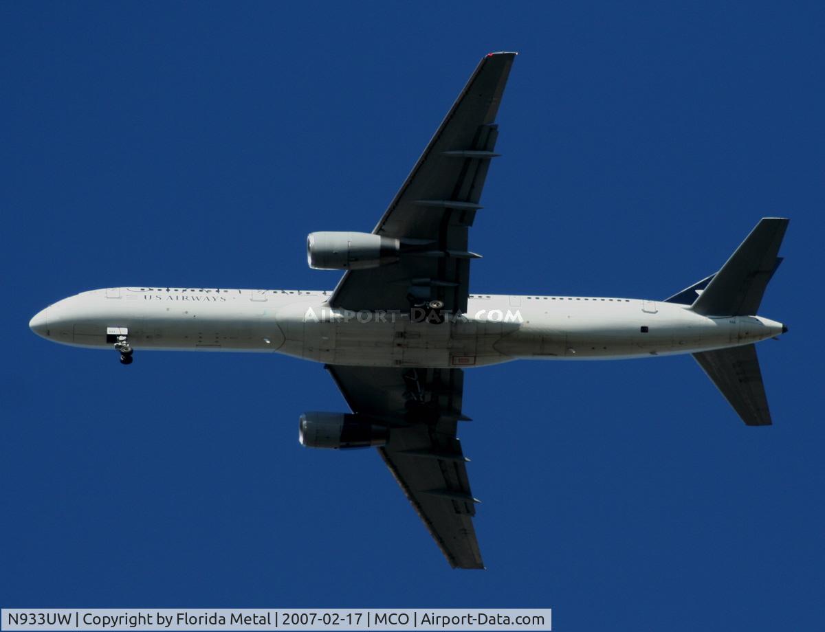N933UW, 1993 Boeing 757-2B7 C/N 27199, US
