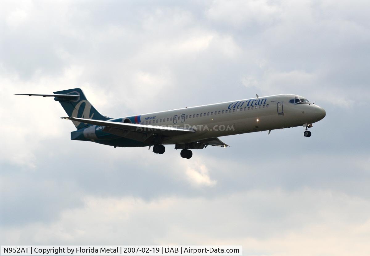 N952AT, 2000 Boeing 717-200 C/N 55014, Air Tran