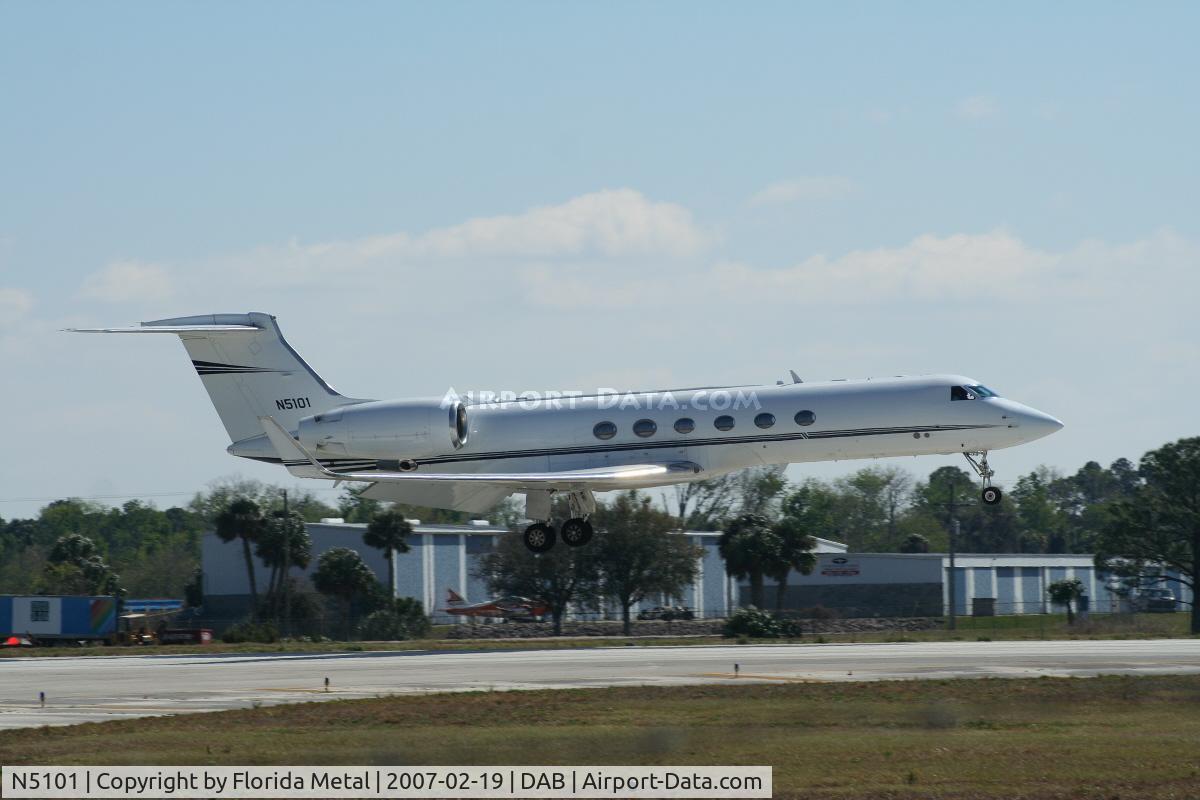 N5101, 1998 Gulfstream Aerospace G-V C/N 550, G-5