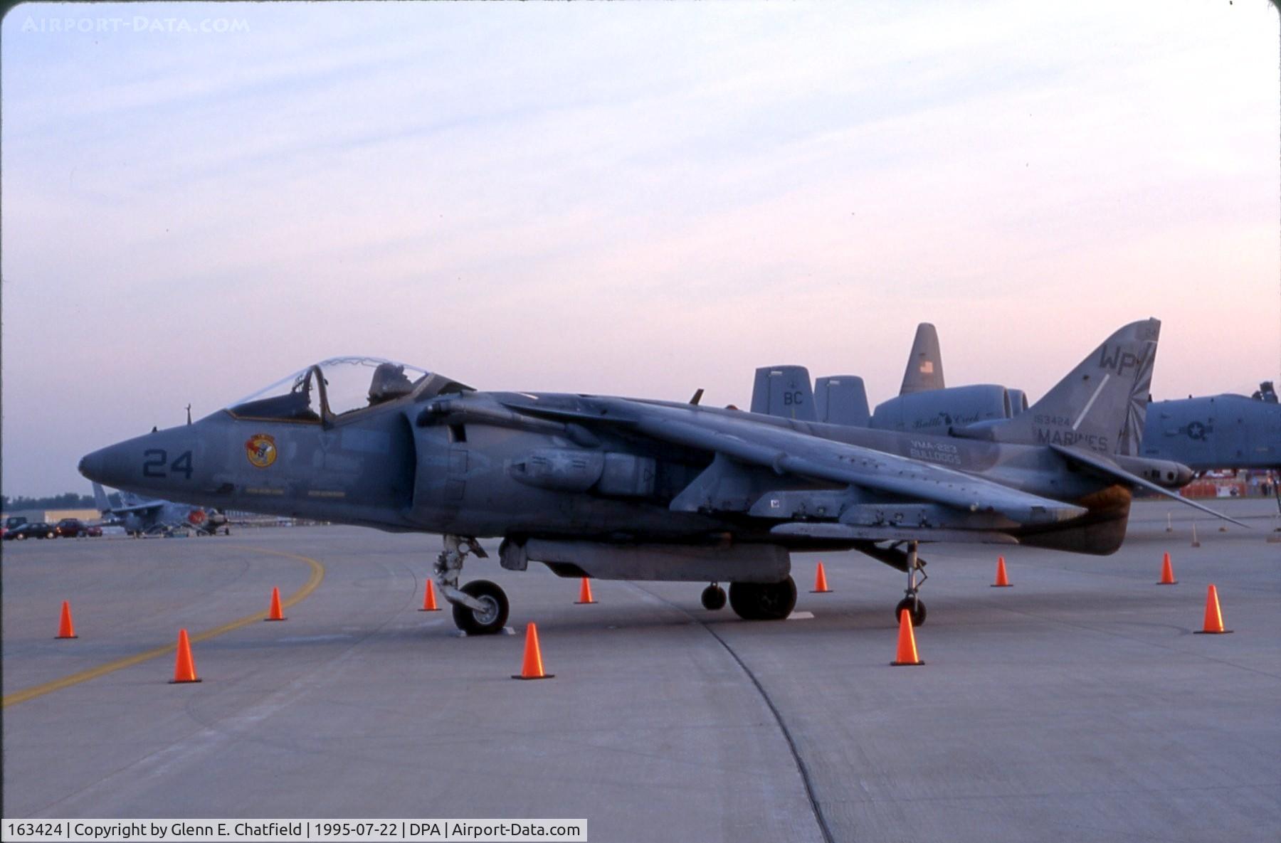 163424, McDonnell Douglas AV-8B Harrier II C/N 125, Early morning waiting for the show