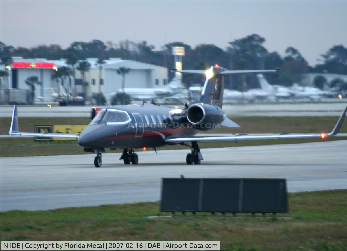 N1DE, 1990 Learjet 31 C/N 016, Theresa Earnhart