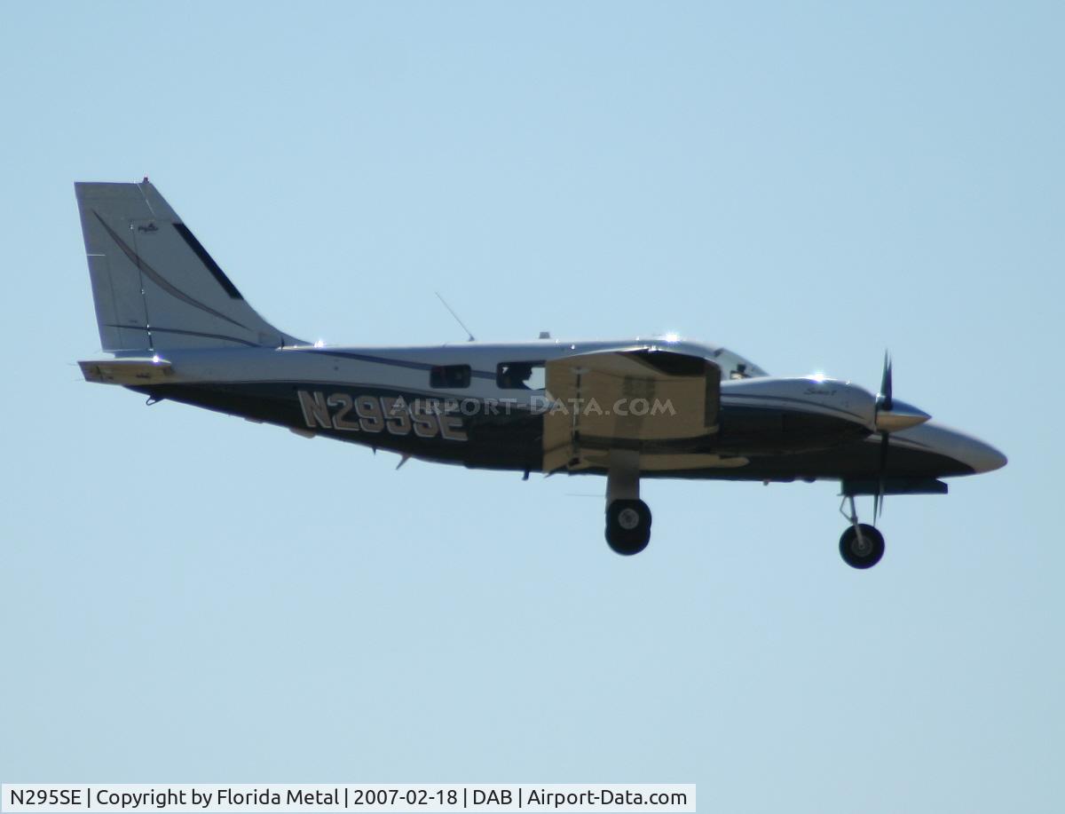 N295SE, 2003 Piper PA-34-220T Seneca C/N 3449295, PA-34