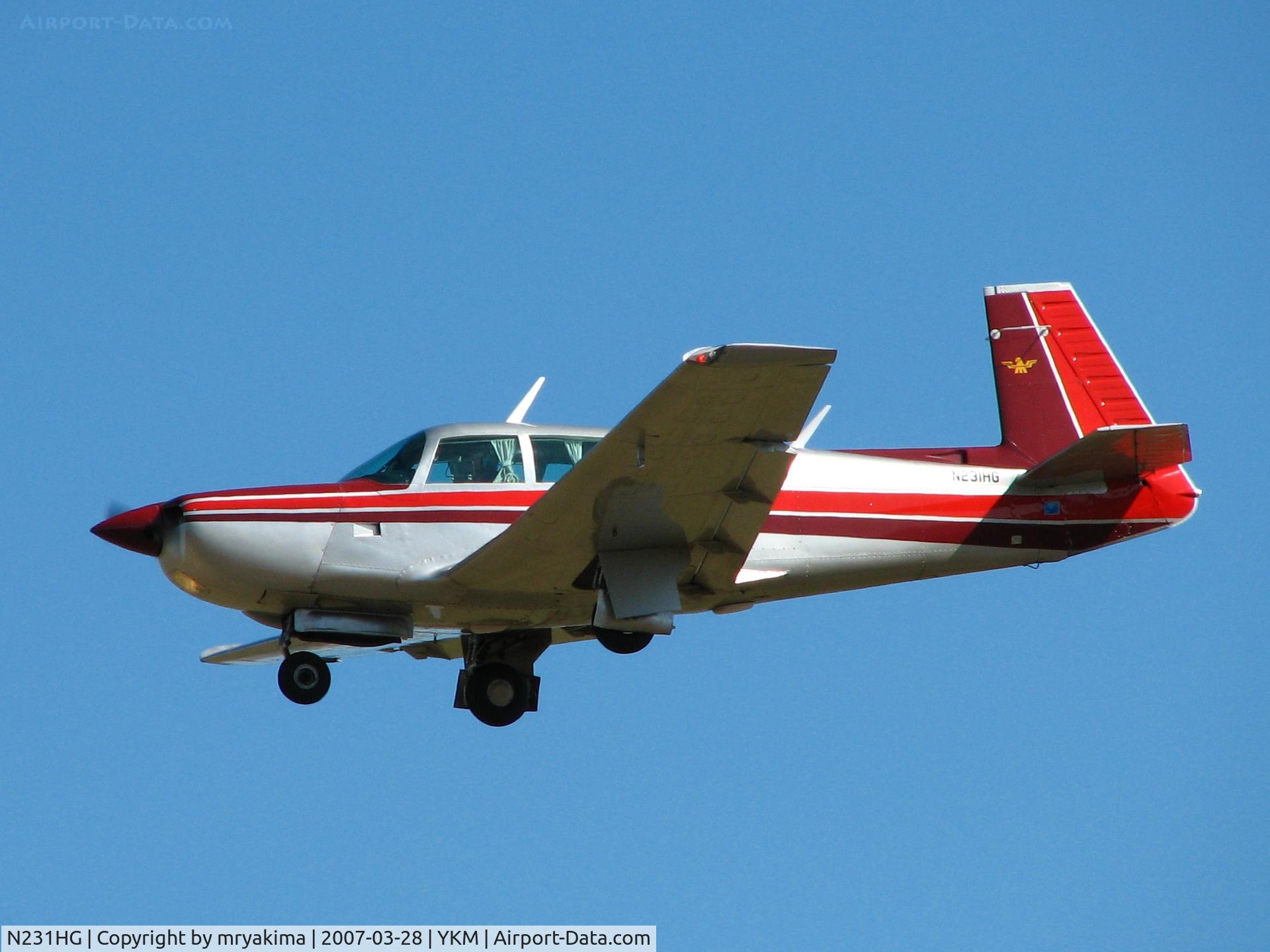 N231HG, 1979 Mooney M20K C/N 25-0259, Final approach into YKM