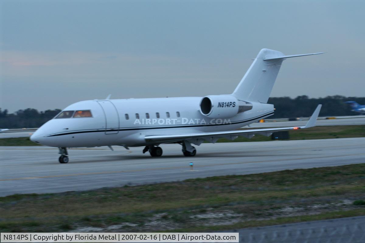 N814PS, 2002 Bombardier Challenger 604 (CL-600-2B16) C/N 5544, CL-600