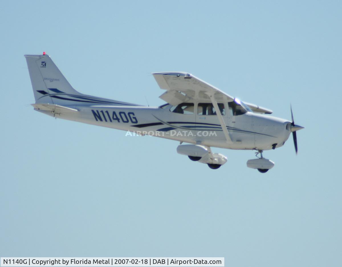 N1140G, 2006 Cessna 172S C/N 172S10329, C172