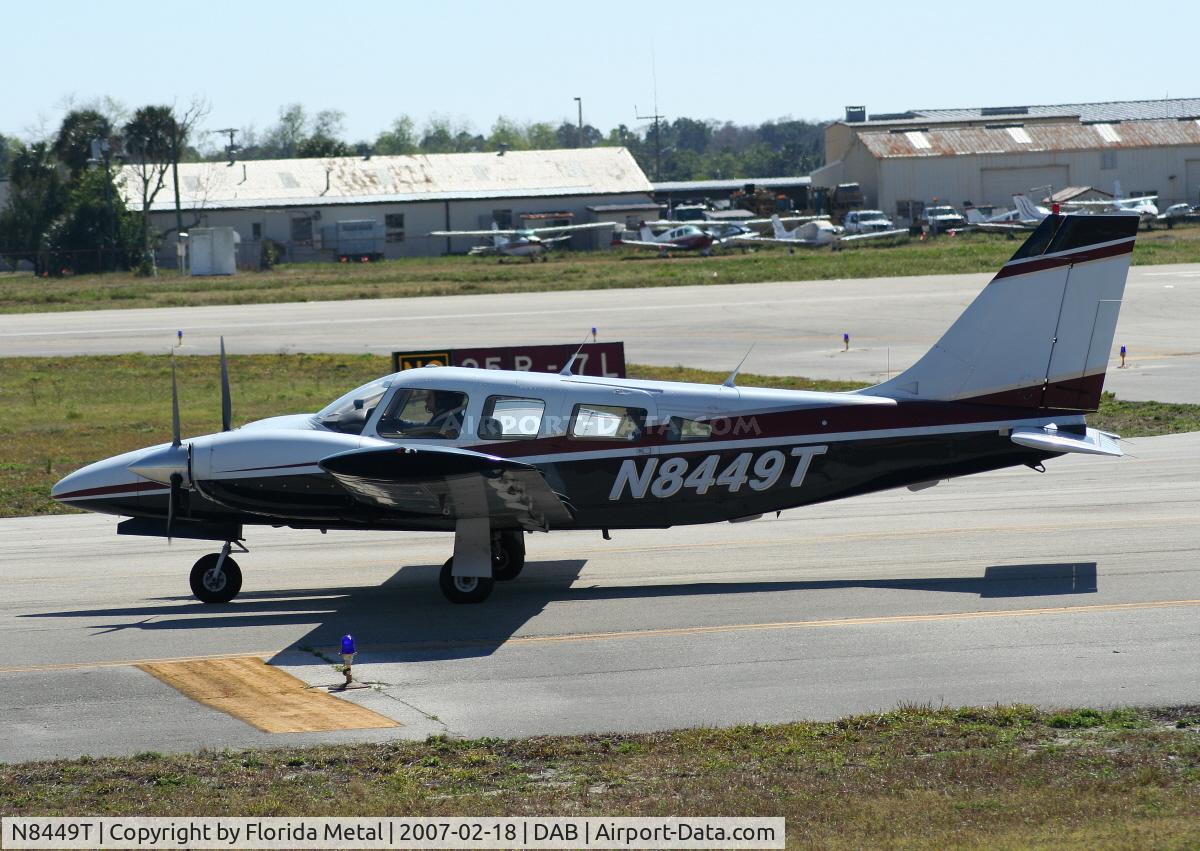 N8449T, 1981 Piper PA-34-220T C/N 34-8133272, PA-34
