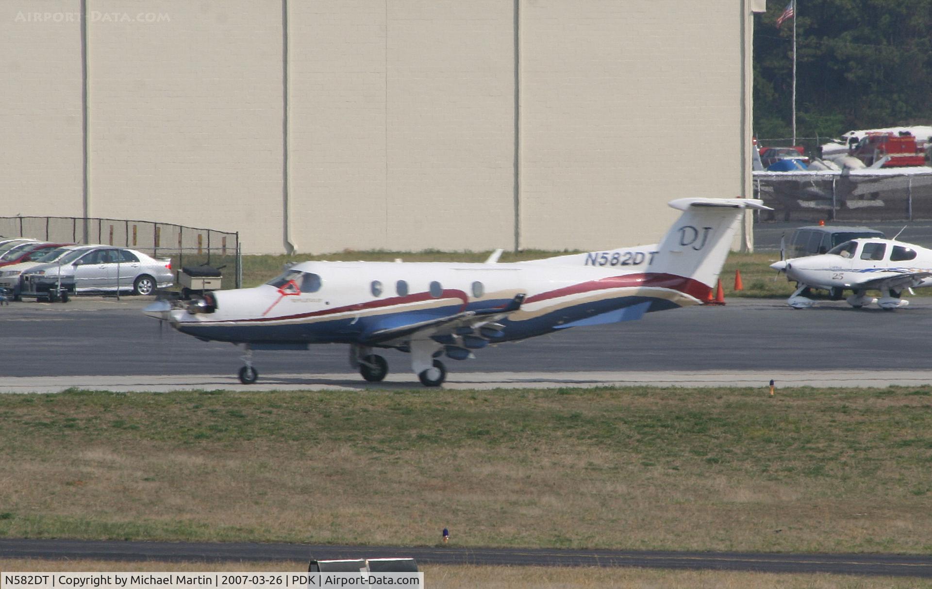 N582DT, 2004 Pilatus PC-12/45 C/N 582, Taxing back to EPPS after run-ups