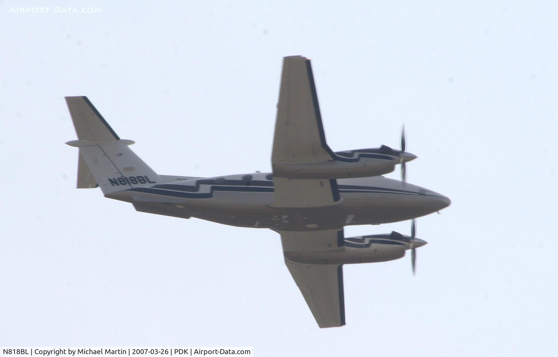 N818BL, 1991 Beech B200 King Air C/N BB-1394, Overflying PDK