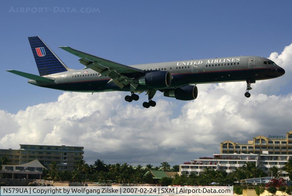 N579UA, 1993 Boeing 757-222 C/N 26697, visitor