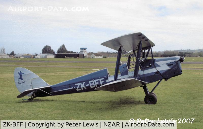 ZK-BFF, De Havilland DH-82A Tiger Moth II C/N 83564, DH82A ZK-BFF 2006