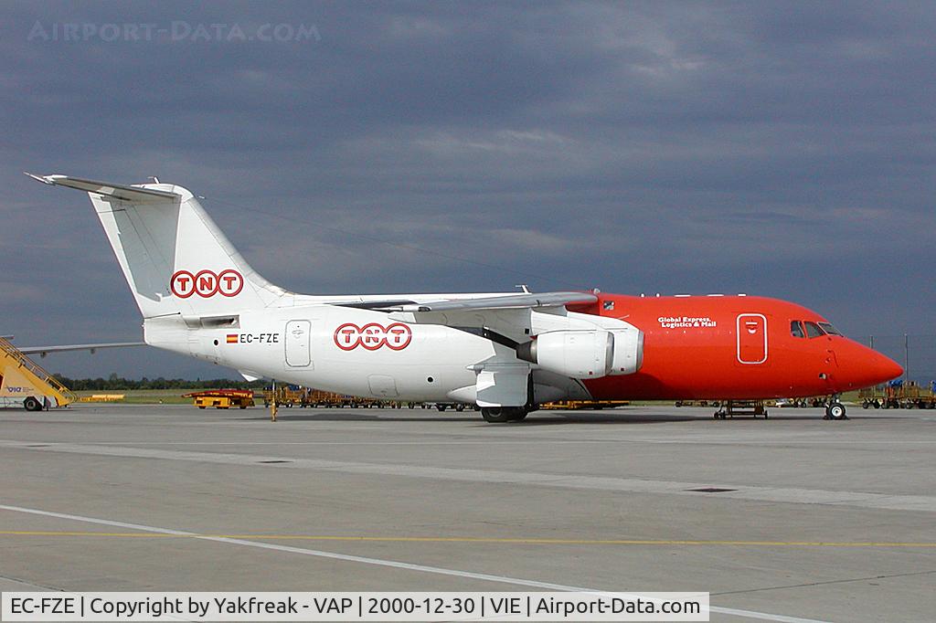 EC-FZE, 1988 British Aerospace BAe.146-200QT Quiet Trader C/N E2105, TNT Bae 146