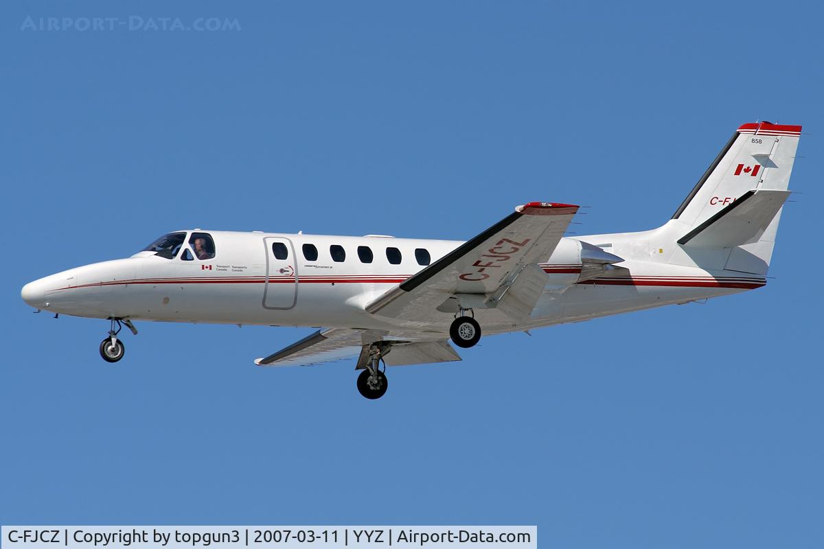 C-FJCZ, 1992 Cessna 550 C/N 550-0700, Short final for RWY23.