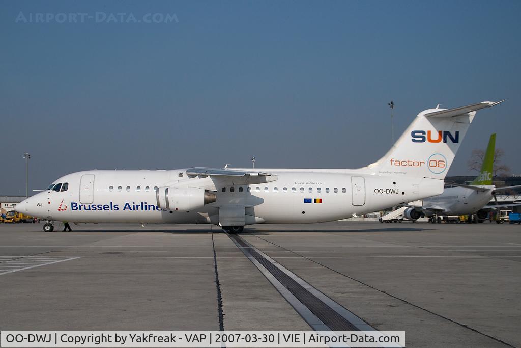 OO-DWJ, 1999 British Aerospace Avro 146-RJ100 C/N E3355, Brussels Airlines BAe146