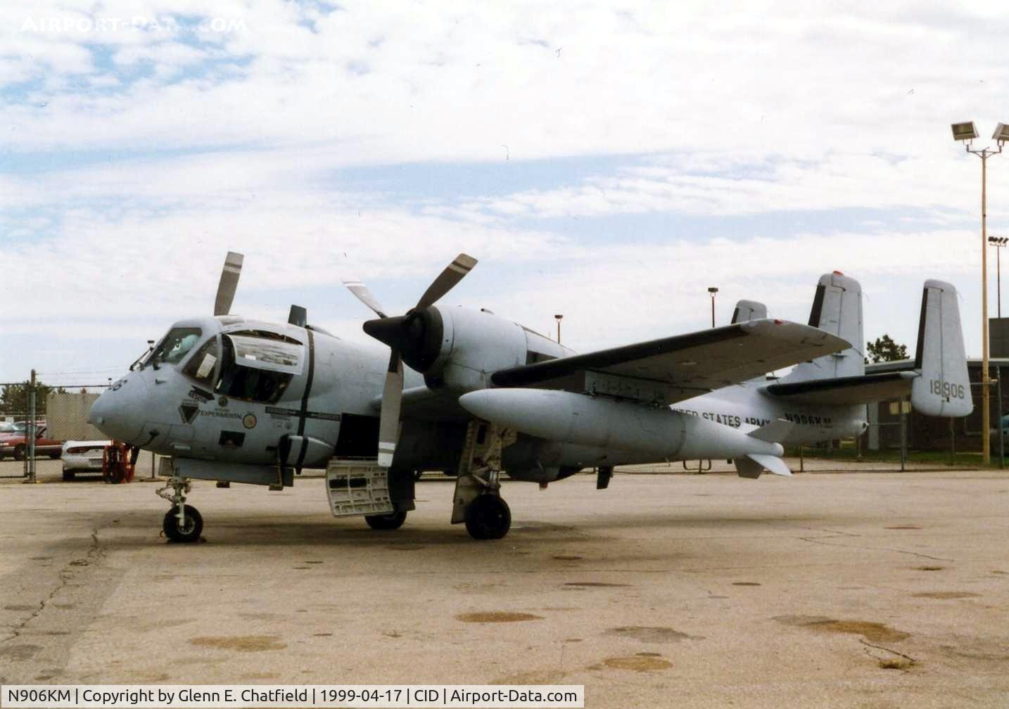 N906KM, 1967 Grumman OV-1C Mohawk C/N 900, OV-1D visiting