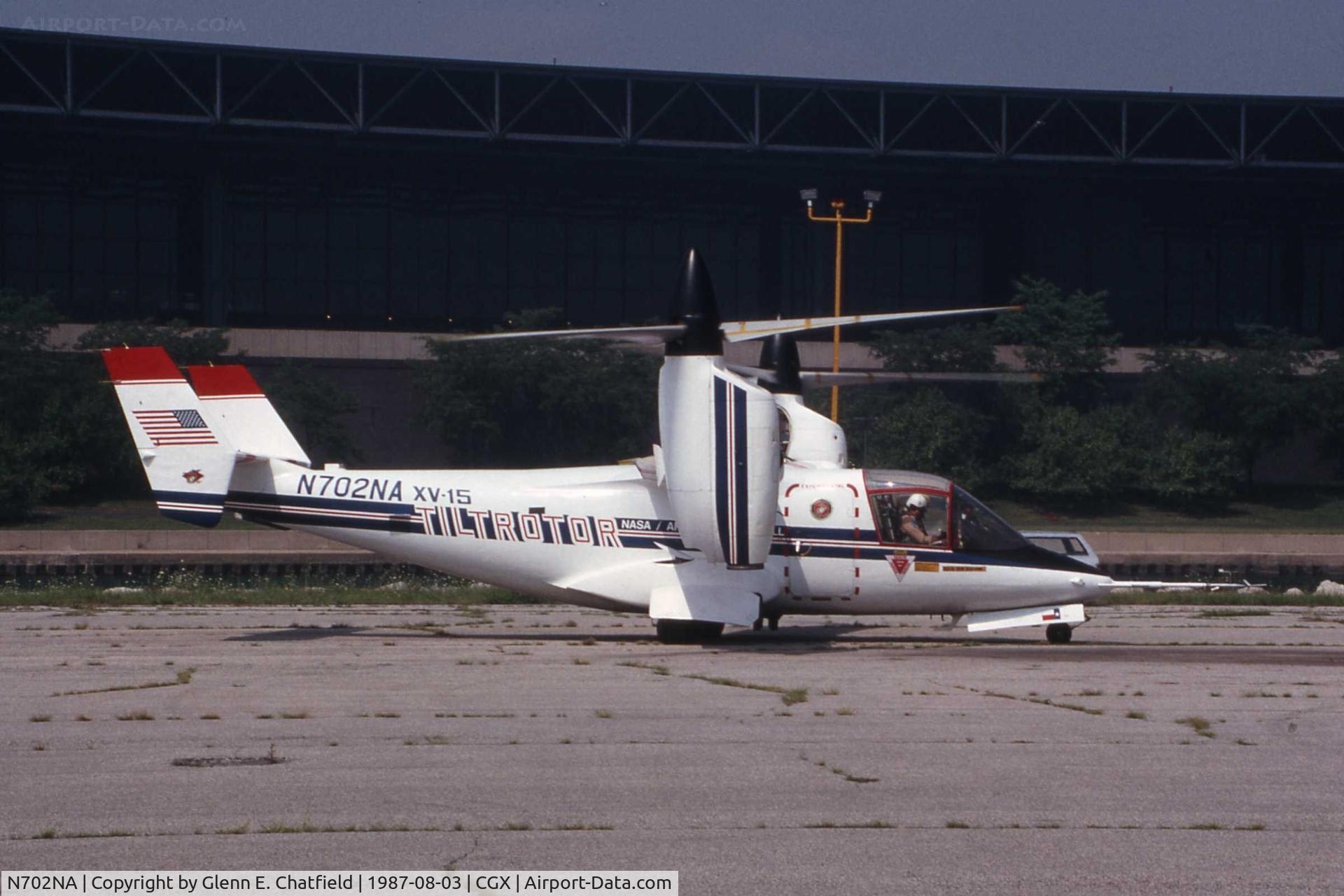 N702NA, 1977 Bell 301 C/N 0001, XV-15 demonstration at McCormick Place and Meigs Field