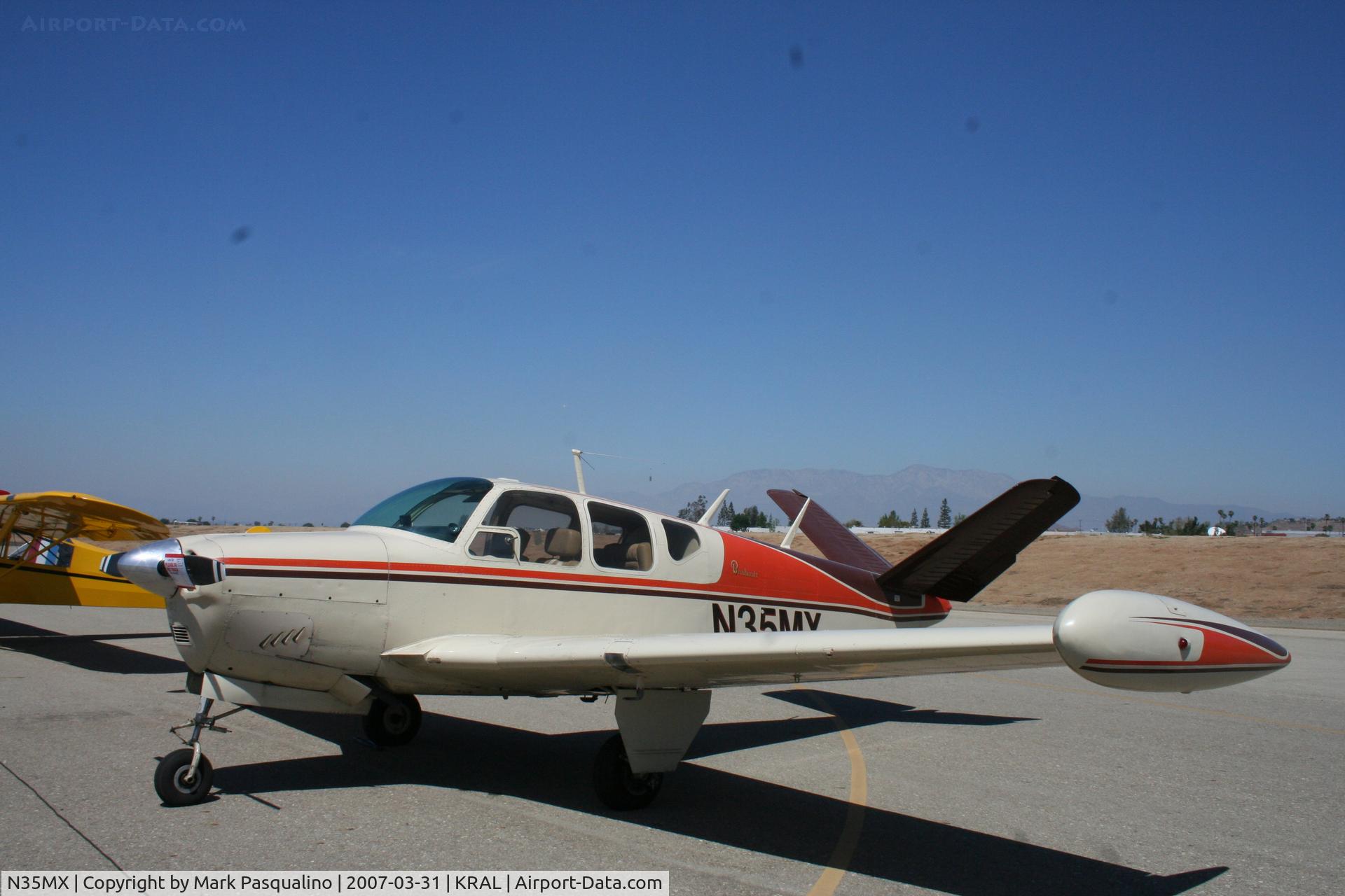 N35MX, 1960 Beech M35 Bonanza C/N D-6411, Beech M35