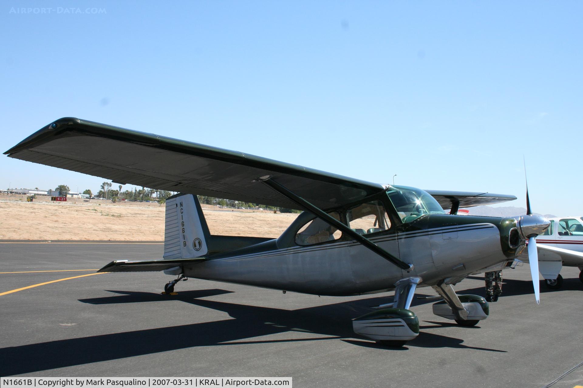 N1661B, 1948 Luscombe 11A Sedan C/N 11-167, Luscombe 11A