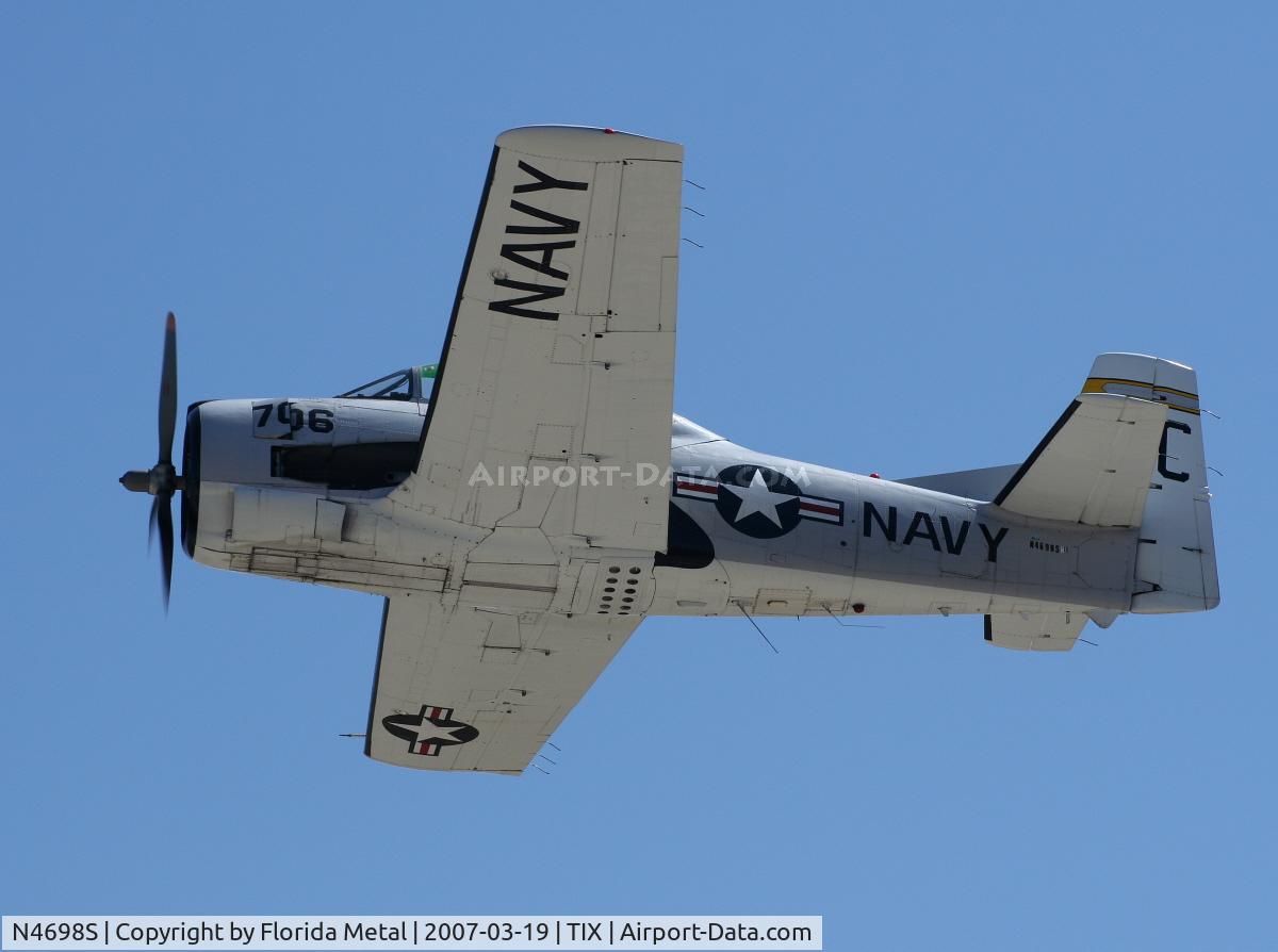 N4698S, North American T-28B Trojan C/N 200-69 (137706), T-28