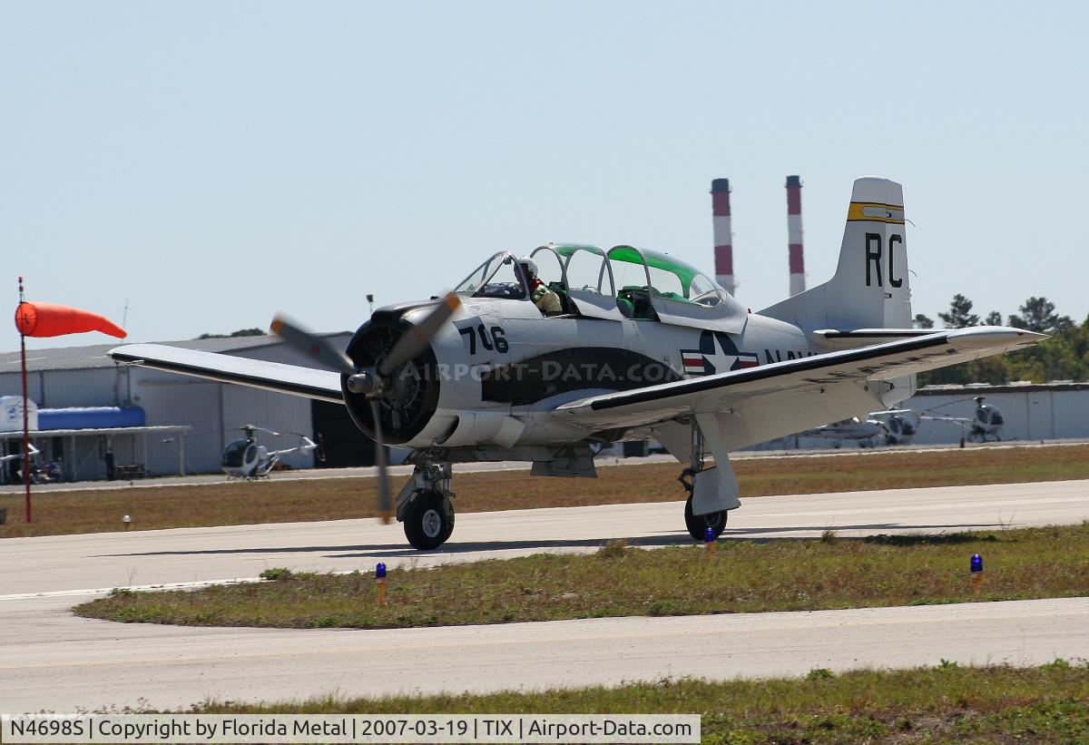 N4698S, North American T-28B Trojan C/N 200-69 (137706), T-28